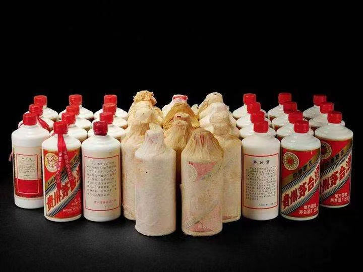 孝南日照岚山回收酒价格哪里回收(附近上门回收茅台酒）?